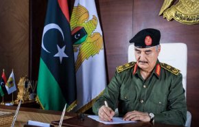 حفتر يترشح رسمياً للانتخابات الليبية