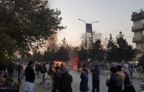مقتل 10 أشخاص بتفجيرين استهدفا حافلتي ركاب غربي كابل