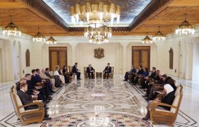 بالصور.. الرئيس الاسد يستقبل المبعوث الخاص لبوتين والوفد المرافق