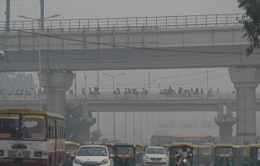بحران شدید آلودگی هوا در دهلی/ تعطیلی مدارس و دانشگاه‌ها تا اطلاع ثانوی