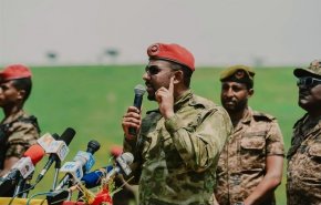نخست وزیر اتیوپی لباس رزم به تن کرد/ اسارت ۱۱ هزار سرباز ارتش به دست شورشیان + نقشه
