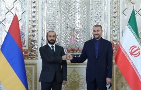 ارمنستان موضع ایران درباره «تخطی‌ناپذیری مرزها» را ستود