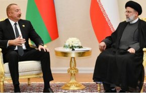 رئیسی با الهام علی‌اف در ترکمنستان دیدار کرد 
