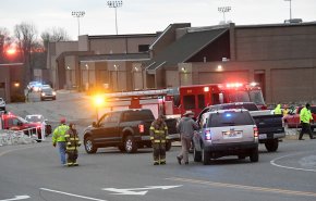 مقتل ثلاثة تلاميذ في إطلاق نار في مدرسة ثانوية ولاية ميشيغان الامريكية