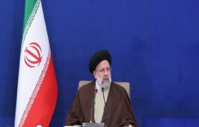 الرئيس الايراني يحدد محاور الموازنة القادمة 