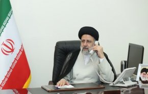 الرئيس الايراني يؤكد ضرورة تطوير العلاقات التجارية بين طهران وكراكاس