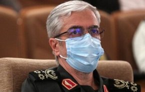 رئيس الأركان العامة للقوات المسلحة يتفقد الصناعات الدفاعية بمحافظة فارس