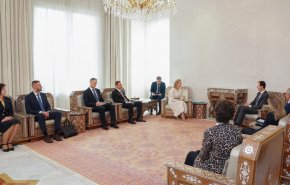 الرئيس السوري يستقبل مفوضة رئيس روسيا الاتحادية لحقوق الأطفال