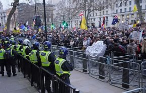 درگیری پلیس لندن با معترضان به محدودیت‌های کرونایی