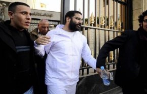 حبس الناشط المصري علاء عبد الفتاح 5 سنوات