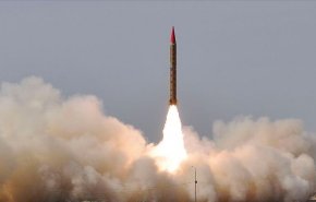 باكستان تختبر صاروخا مجنحا محلي الصنع بمدى أطول