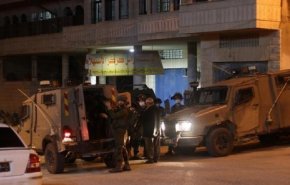 3 إصابات إحداها خطيرة برصاص الاحتلال في مخيم قلنديا +فيديو
