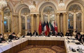 لقاء يجمع الوفد الإيراني بوفد 4+1 في فيينا