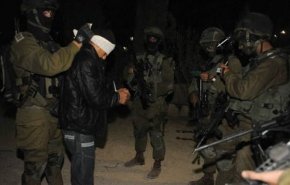 الاحتلال يعتقل 9 فلسطينيين منهم 4 أسرى محررون