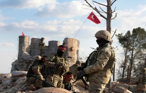 الجيش السوري يستهدف قاعدة للاحتلال التركي جنوبي ادلب