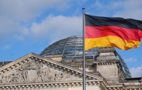 ألمانيا تعتبر طرد مالي للسفير الفرنسي 'غير مبرر'