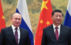 الرئيسان الروسي والصيني يصدران بيانا بشأن السلاح النووي