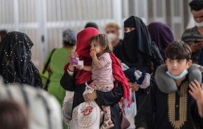 مئات اللاجئين الأفغان في الإمارات يحتجون بعد انتظارهم شهورا لإعادة التوطين