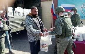 روسيا تقدم عشرات الأطنان من المساعدات لأهل الحسكة ودير الزور