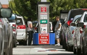 بایدن برای جلوگیری از افزایش قیمت سوخت دست به دامان عربستان شد