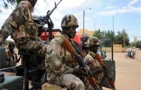 مقتل 8 جنود وإصابة 14 آخرين وفقدان 5 في هجوم مسلح شمال مالي 