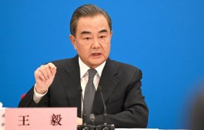 طعنه وزیر خارجه چین به سیاست‌های توسعه‌طلبانه ناتو 