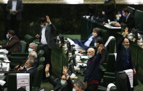 شاهد.. شروط البرلمان الايراني الـ6 حول محادثات فيينا