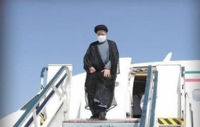 الرئيس الإيراني يصل إلى قطر + فيديو