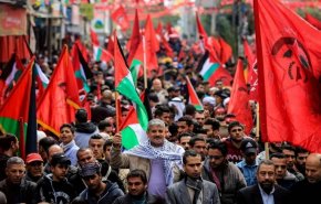 غزة..عشرات الآلاف يشاركون في انطلاقة 
