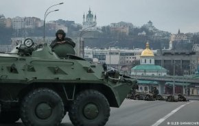القوات الروسية تهاجم العاصمة الأوكرانية من عدة اتجاهات