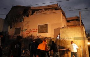 الاحتلال يبلغ عائلة أسير فلسطيني بإخلاء منزلها تمهيدا لهدمه الليلة
