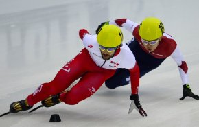 الاتحاد الدولي للتزلج يمنع مشاركة الرياضيين الروس بمسابقاته