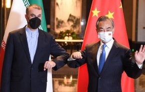 وزيرا الخارجية الإيراني والصيني يبحثان محادثات فيينا والتطورات الدولية