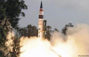 الهند تعلن إطلاقها صاروخا على باكستان عن طريق الخطأ
