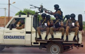 مسلحون يقتلون ما لا يقل عن 11 جنديا حكوميا في بوركينا فاسو 