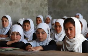 طالبان تغلق مدارس البنات الثانوية والأمم المتحدة تنتقد