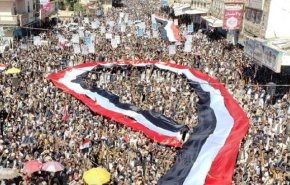 مسيرات ضخمة تعم المحافظات اليمنية احياء لليوم الوطني للصمود
