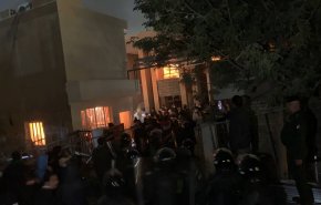تظاهرات در بغداد در اعتراض به توهین به مرجعیت نجف اشرف
