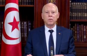 الرئيس التونسي يعلن حل البرلمان