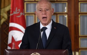 الرئيس التونسي يوجه رسالة حادة للمطالبين باجراء انتخابات برلمانية