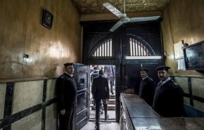 الاعتداء على السجناء السياسيين في السجون المصرية