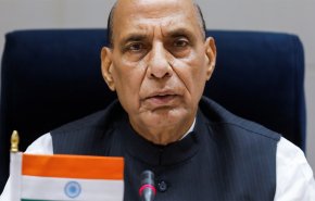 وزير الدفاع الهندي من الولايات المتحدة: الهند وروسيا ’حليفان طبيعيان’