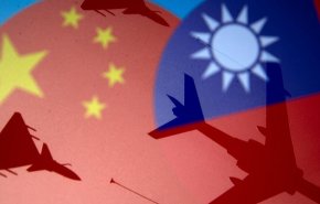الصين تدين إبحار سفينة حربية أميركية في مضيق تايوان