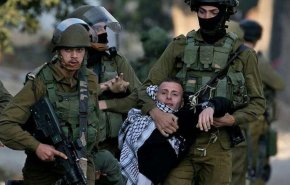 قوات الاحتلال تعتقل 10 مقدسيين