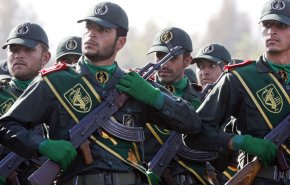 وزارة الدفاع الايرانية: الحرس الثوري دافع عن الثورة الاسلامية طوال 4 عقود