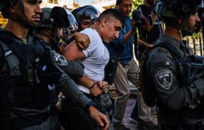 الاحتلال يعتقل 3 فلسطينيين من القدس