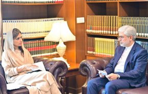 تاکید سفیر ایران و وزیرمشاور جدید امور خارجه پاکستان بر تقویت همکاری‌های دوجانبه