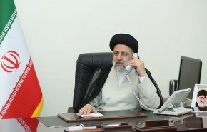سلطان عمان يدعو الرئيس الإيراني لزيارة مسقط