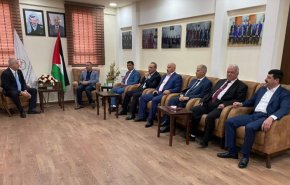 سفير روسيا لدى السلطة الفلسطينية يزور الخليل 
