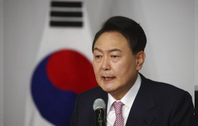 رئيس كوريا الجنوبية يتعهد بتحسين اقتصاد كوريا الشمالية 